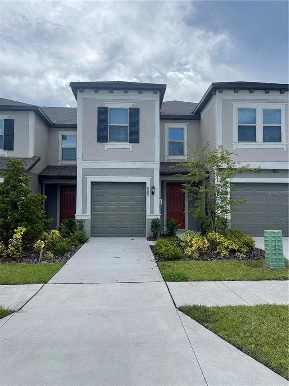 8085 ROLLING SHELL TRAIL WESLEY CHAPEL, FL 33545