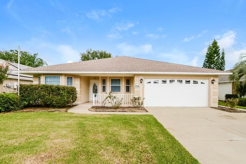1524 LAKE VILLA DR TAVARES, FL 32778