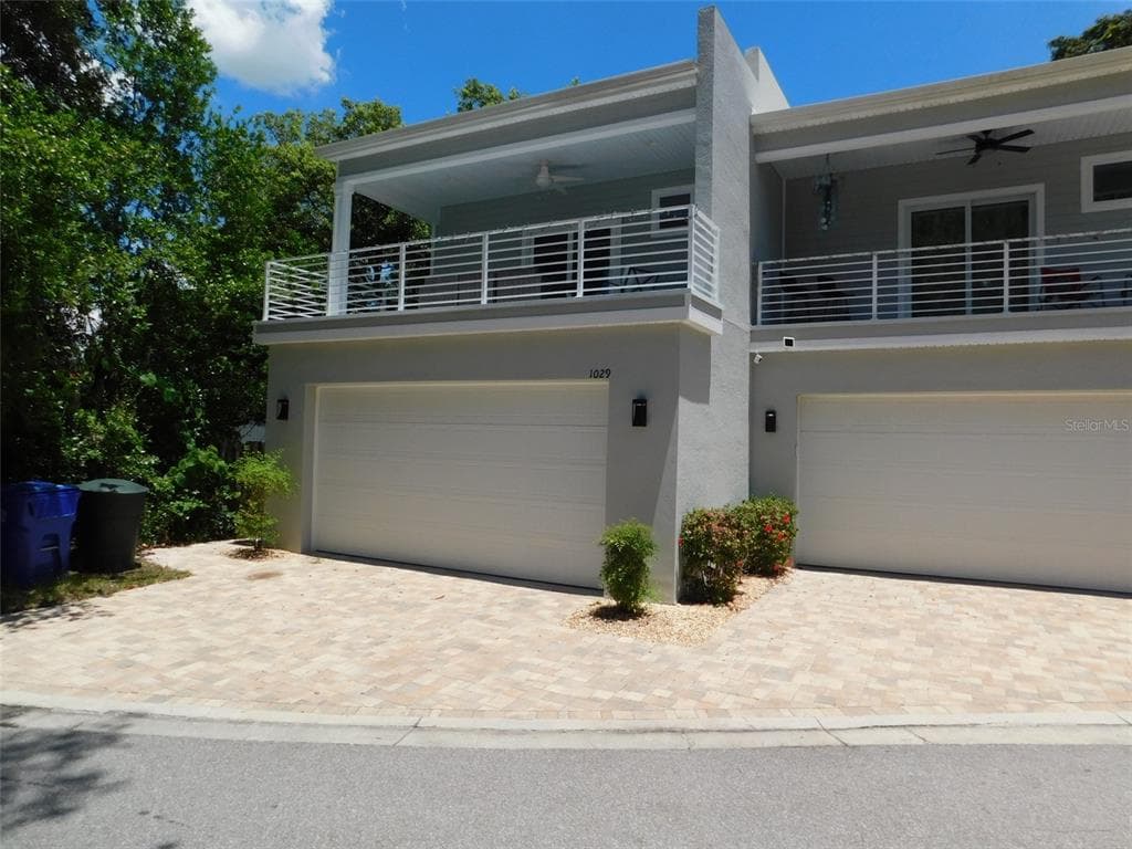 1029 PARK DRIVE DUNEDIN, FL 34698