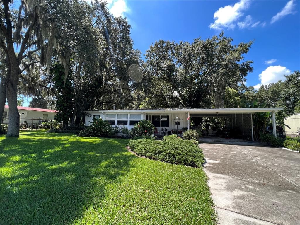 3210 ROY BURT ROAD LAKELAND, FL 33810