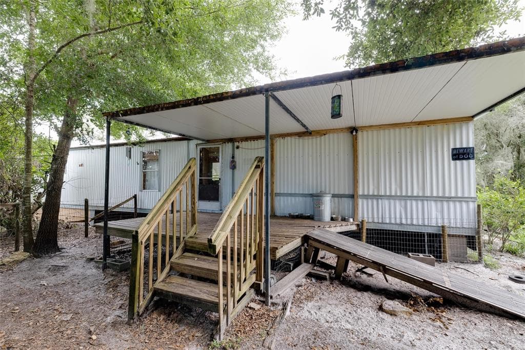 43120 DIXIE DRIVE PAISLEY, FL 32767