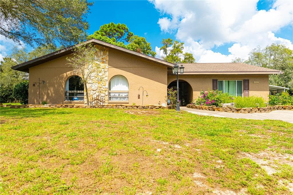 1317 FERGASON AVENUE SPRING HILL, FL 34609