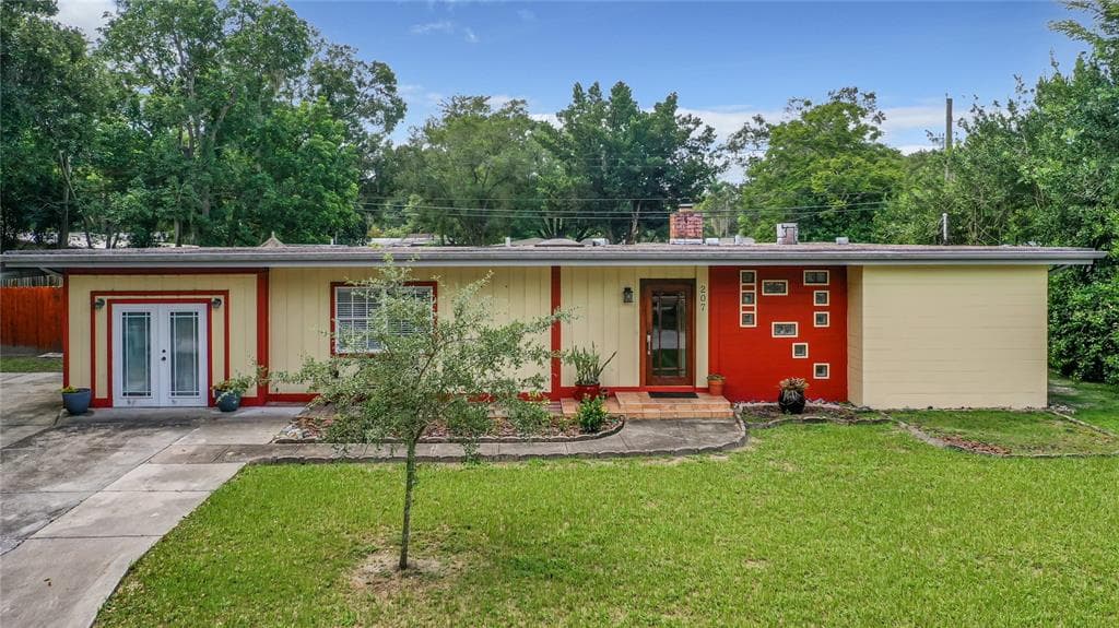207 HOLLAND AVENUE TEMPLE TERRACE, FL 33617