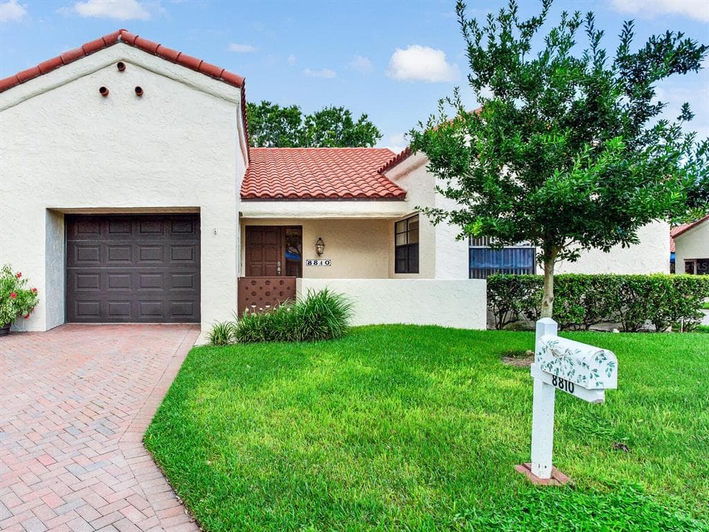 8810 40TH LANE N PINELLAS PARK, FL 33782