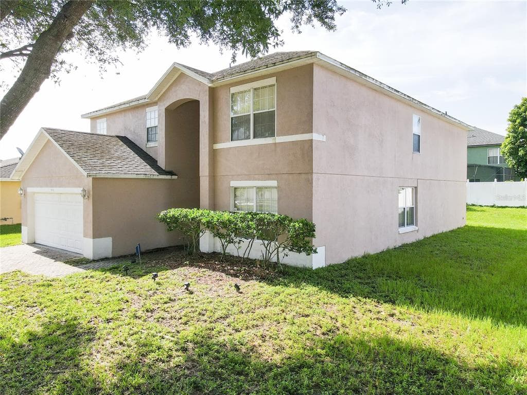 914 MCPHERSON PLACE