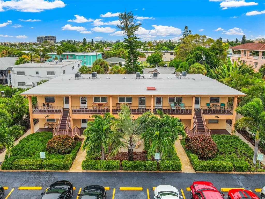 535 68TH AVENUE UNIT 3 ST PETE BEACH, FL 33706