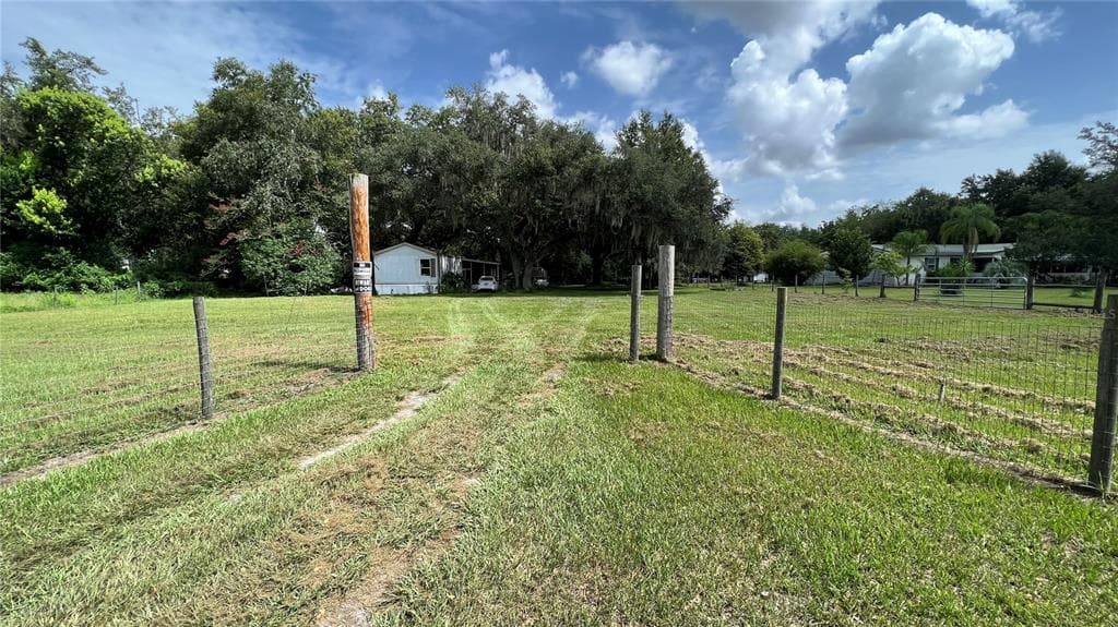4508 RYALS ROAD ZEPHYRHILLS, FL 33541