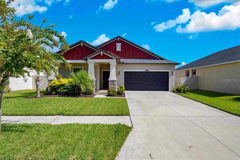8121 SEQUESTER LOOP LAND O LAKES, FL 34637