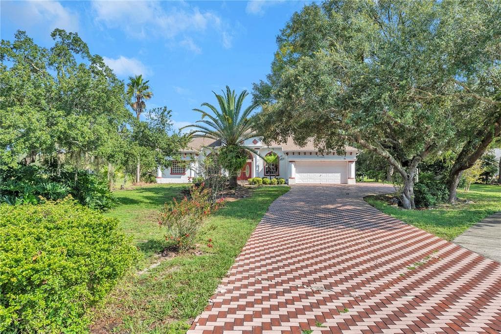 18644 AUTUMN LAKE BOULEVARD HUDSON, FL 34667