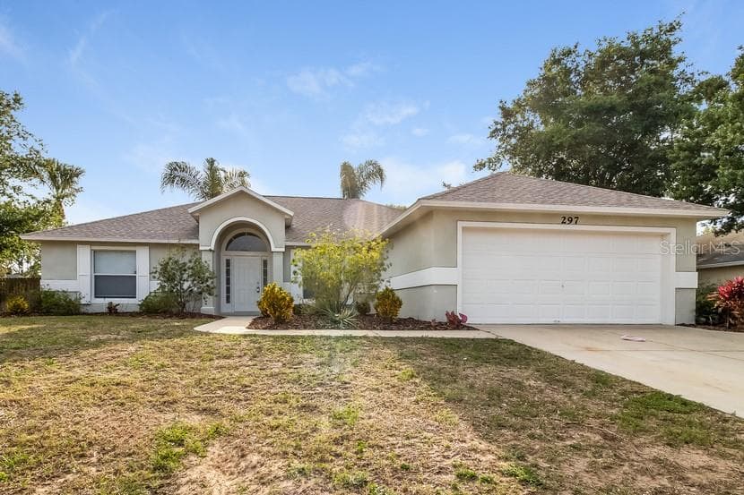 297 BENT OAK COURT LEESBURG, FL 34748