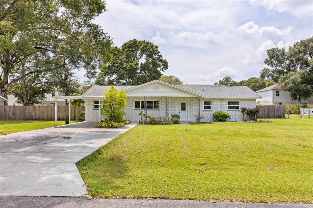 4410 ANN ARBOR DRIVE TAMPA, FL 33610