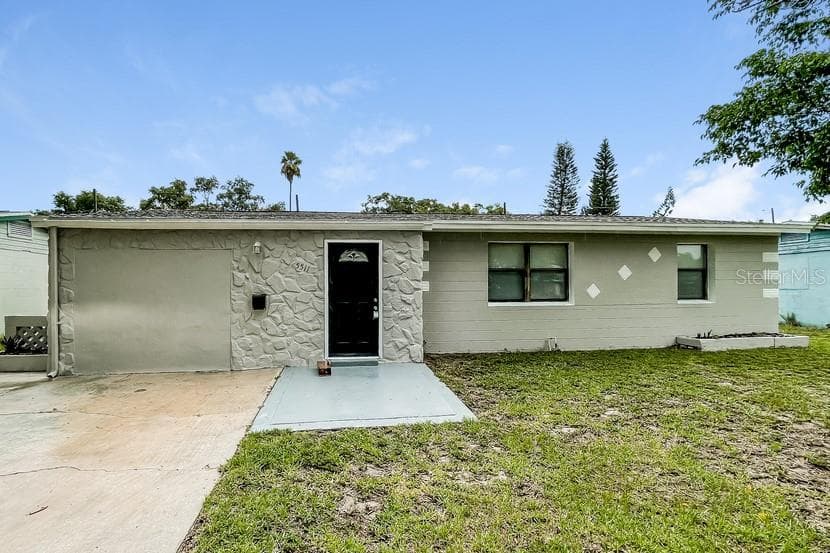5511 65TH TERRACE N PINELLAS PARK, FL 33781