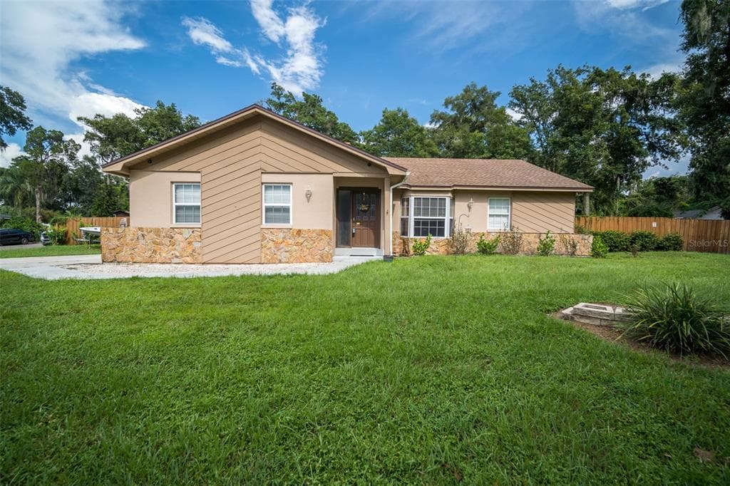 11506 RIVER COUNTRY DRIVE RIVERVIEW, FL 33569