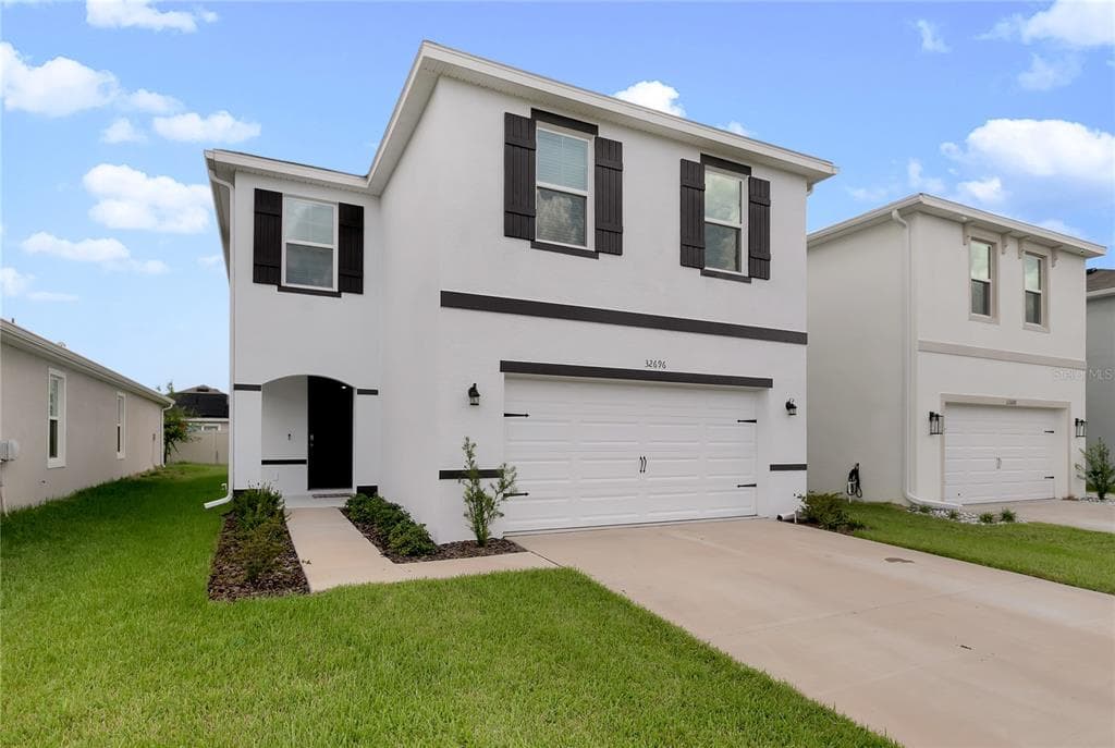 32696 CANYONLANDS DRIVE WESLEY CHAPEL, FL 33543