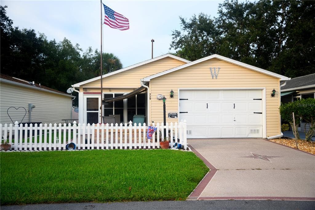 729 VILLITA LANE THE VILLAGES, FL 32159