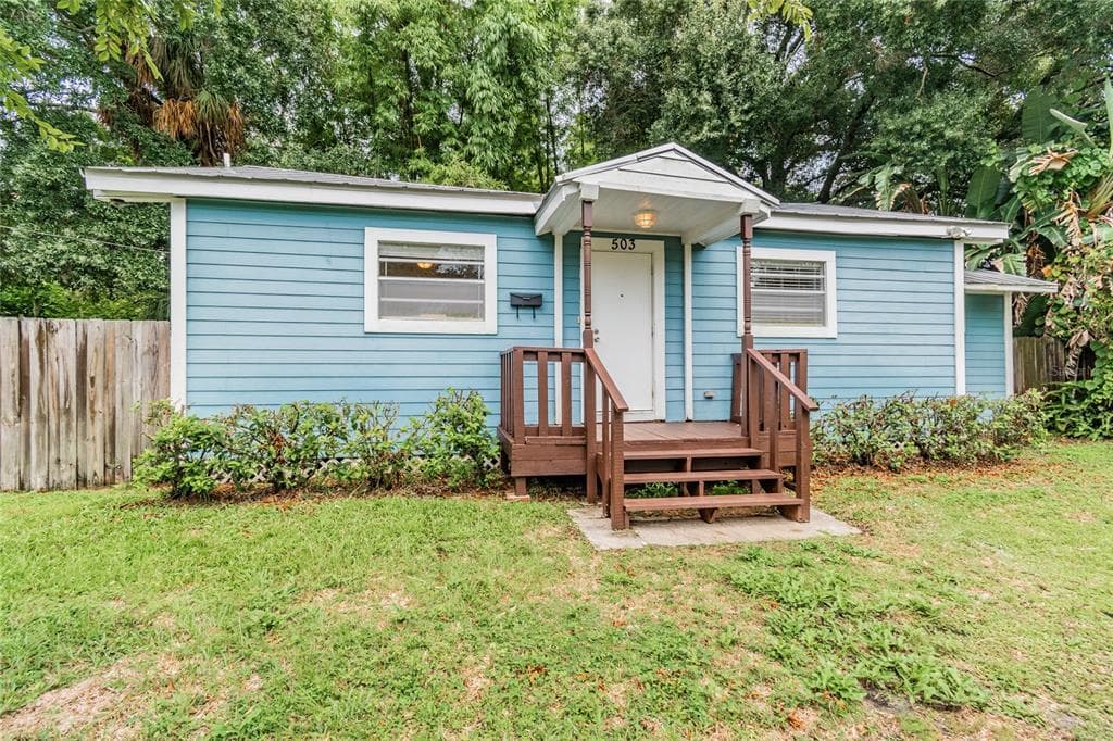503 W HENRY AVENUE TAMPA, FL 33604