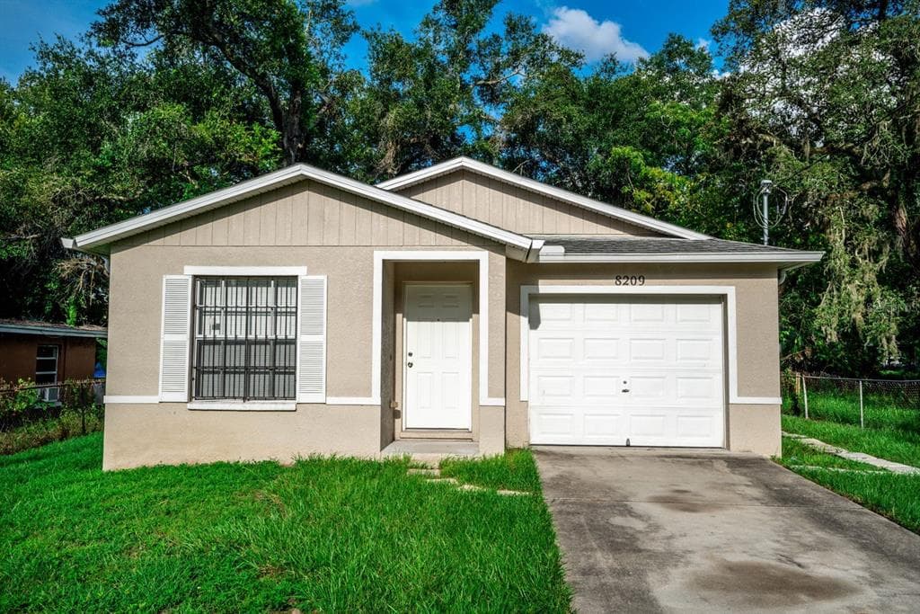 8209 N ELMER STREET TAMPA, FL 33604