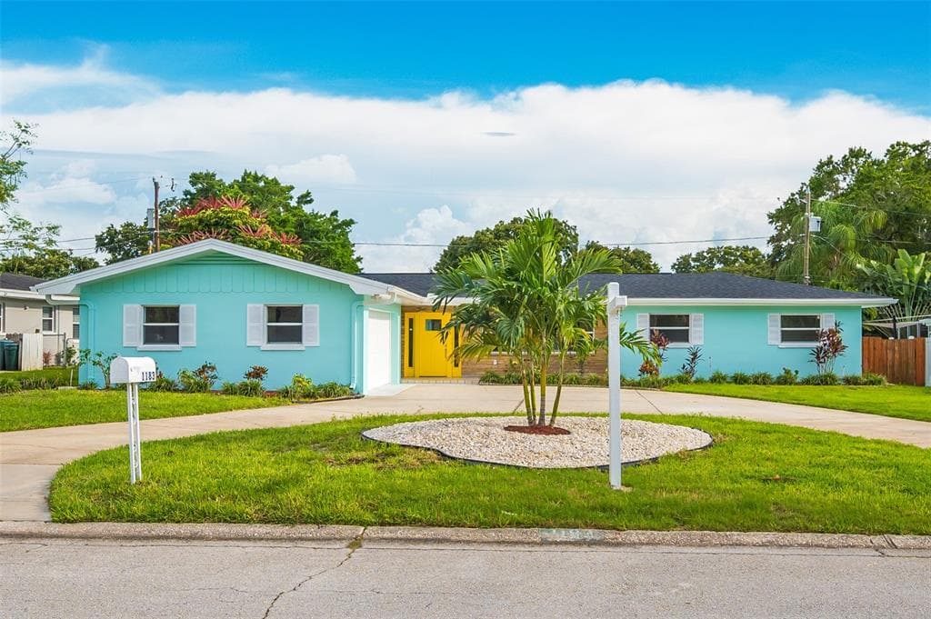 1183 TAYLOR AVENUE DUNEDIN, FL 34698