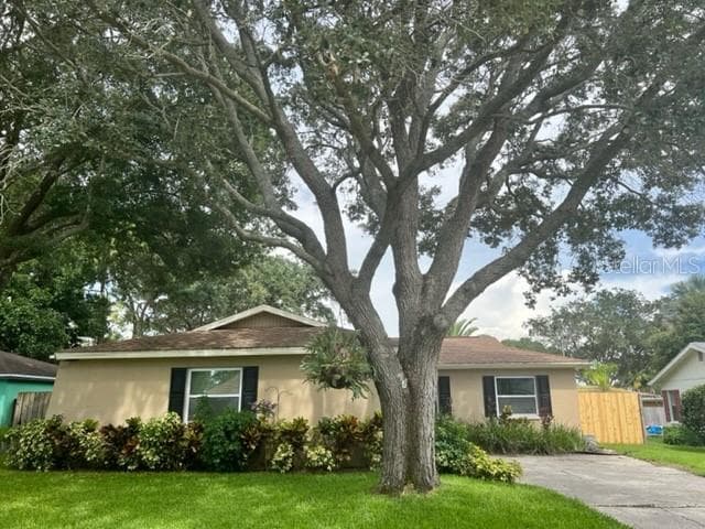 429 TANGERINE DRIVE OLDSMAR, FL 34677
