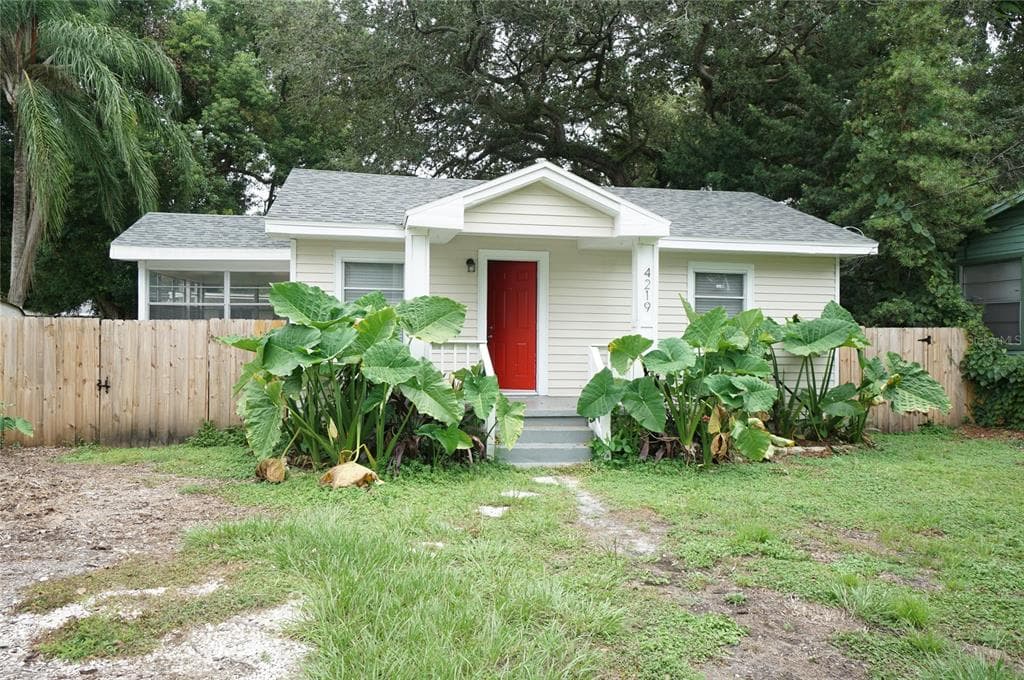 4219 N 13TH STREET TAMPA, FL 33603