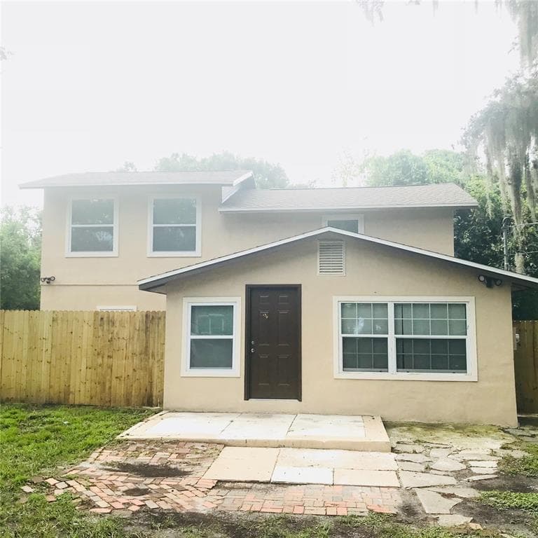 1605 E IDA STREET TAMPA, FL 33610