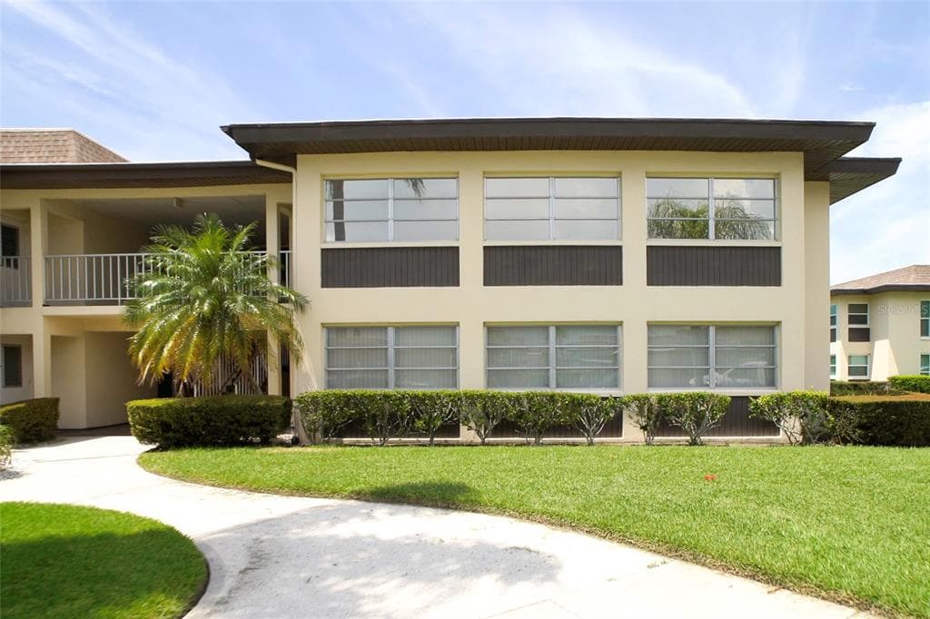 5123 TOPAZ LANE UNIT 202
