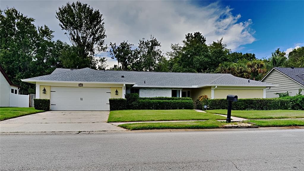 832 RIVERBEND BOULEVARD LONGWOOD, FL 32779