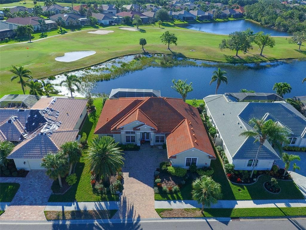 562 MARSH CREEK ROAD VENICE, FL 34292