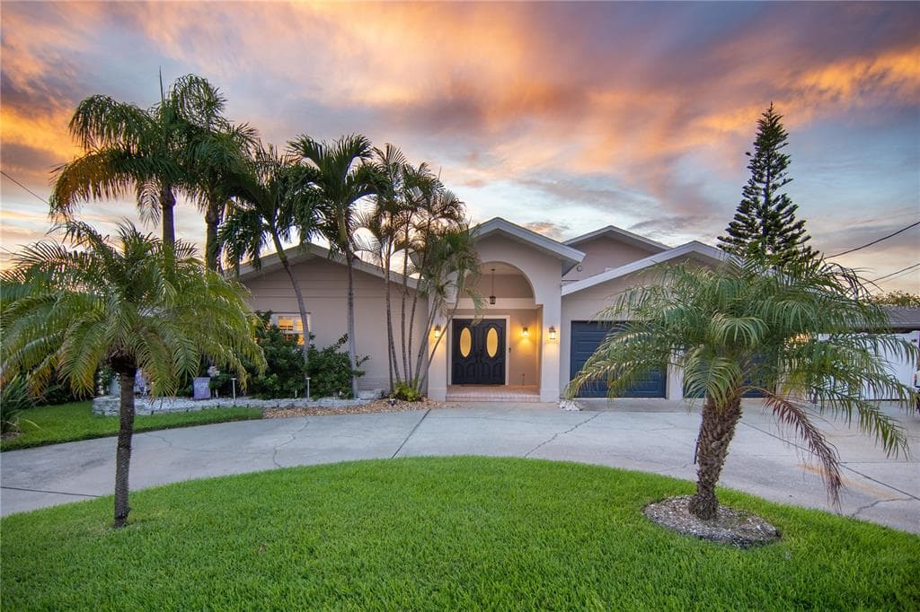 2822 W VINA DEL MAR BOULEVARD ST PETE BEACH, FL 33706