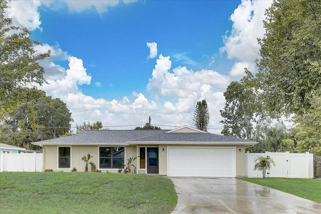 285 BRADENTON ROAD VENICE, FL 34293