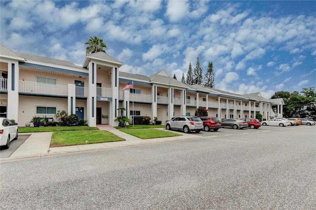 2291 AMERICUS BOULEVARD W UNIT 41 CLEARWATER, FL 33763