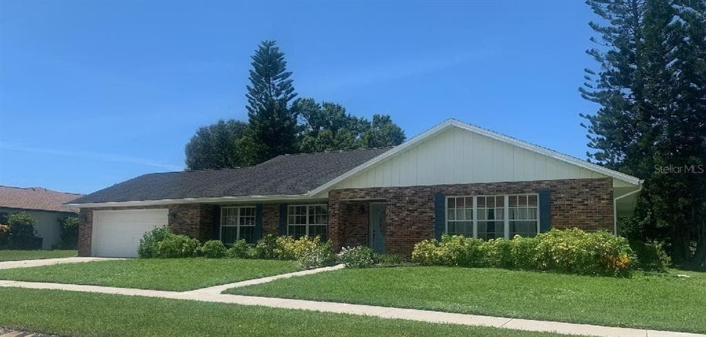 1113 DERIAN PLACE NOKOMIS, FL 34275