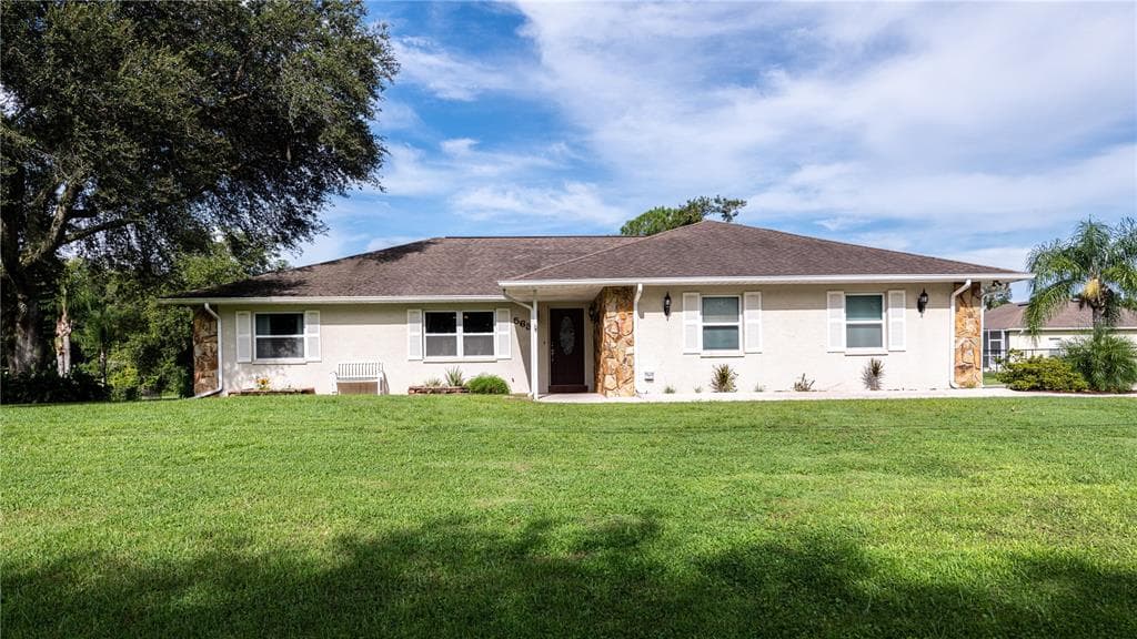 5637 ELAINE DRIVE ZEPHYRHILLS, FL 33541