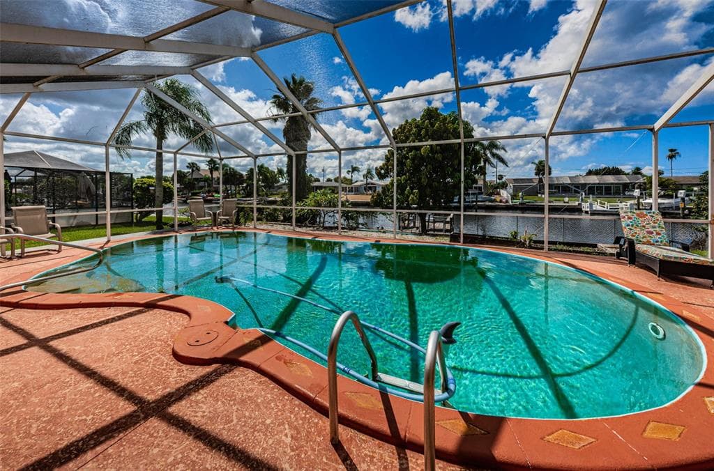4110 FLORAMAR TERRACE NEW PORT RICHEY, FL 34652