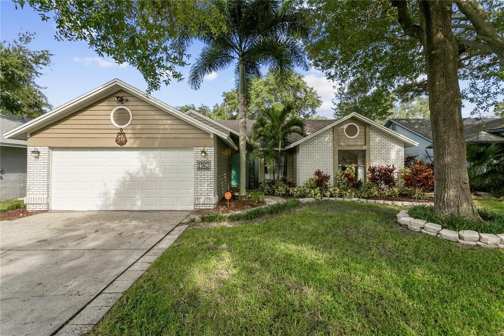 1963 COBBLESTONE WAY CLEARWATER, FL 33760