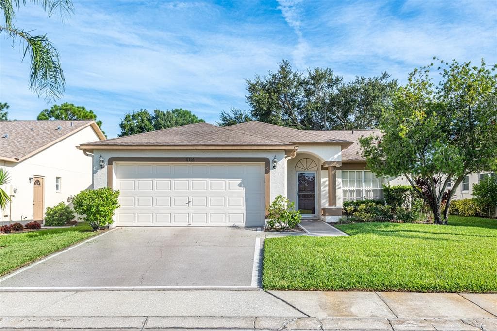 11116 VILLAS ON THE GREEN DRIVE UNIT 98 RIVERVIEW, FL 33579