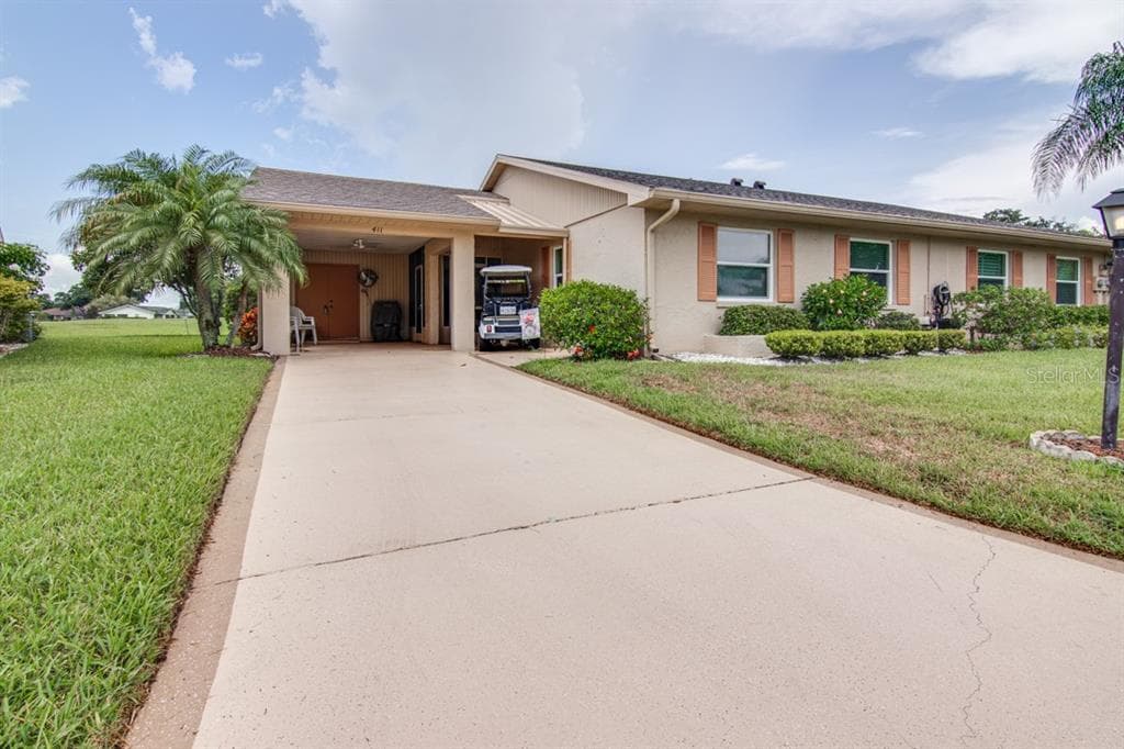 411 GLADSTONE PLACE UNIT D97 SUN CITY CENTER, FL 33573