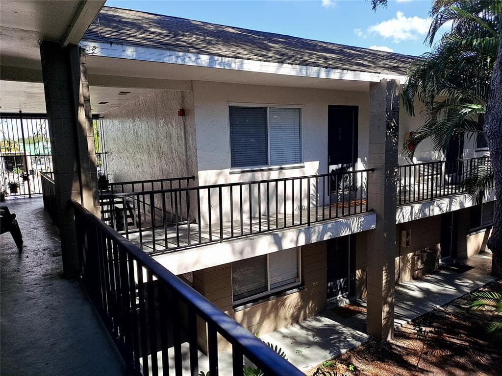 3914 W NEPTUNE STREET UNIT 31 TAMPA, FL 33629
