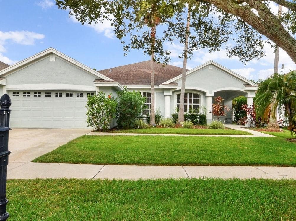 10603 TAVISTOCK DRIVE TAMPA, FL 33626