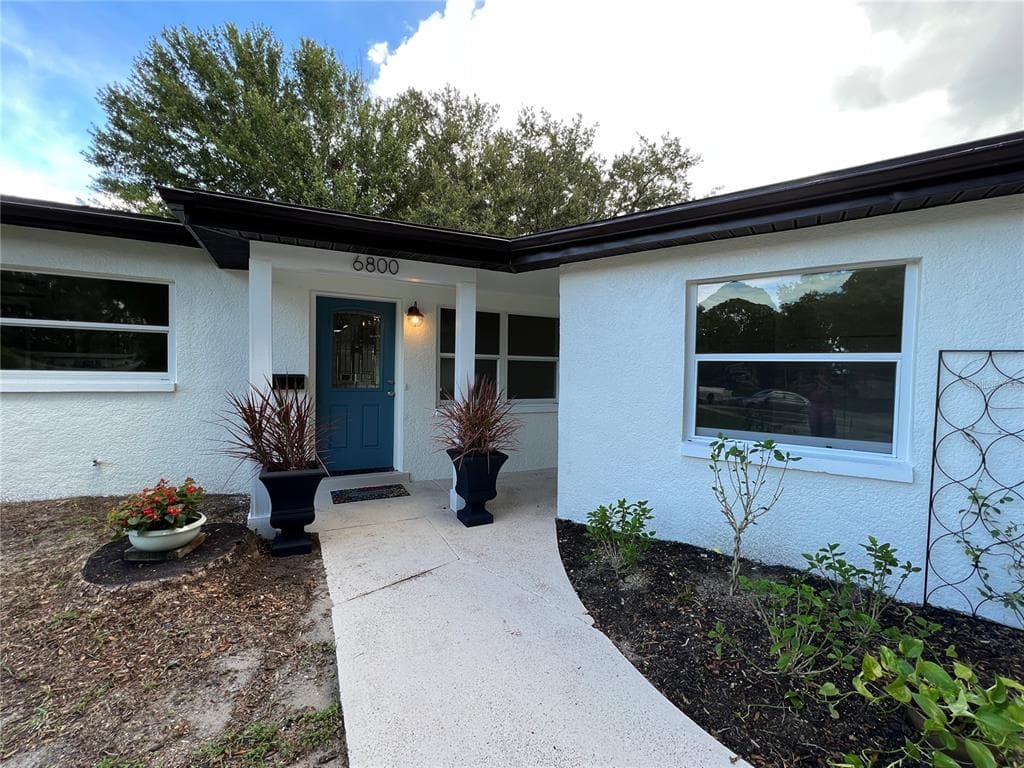 6800 20TH STREET N ST PETERSBURG, FL 33702