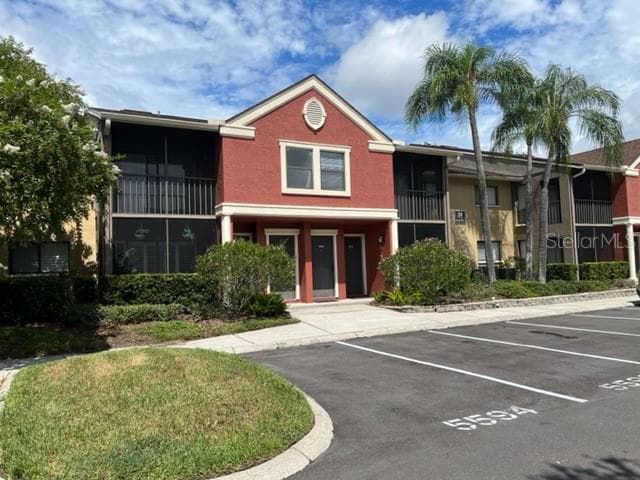 5568 BAYWATER DRIVE UNIT 5568 TAMPA, FL 33615