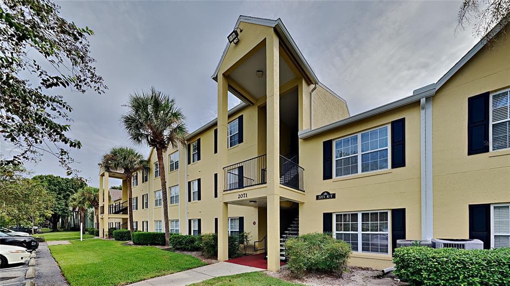 2071 DIXIE BELLE DRIVE UNIT 2071P ORLANDO, FL 32812