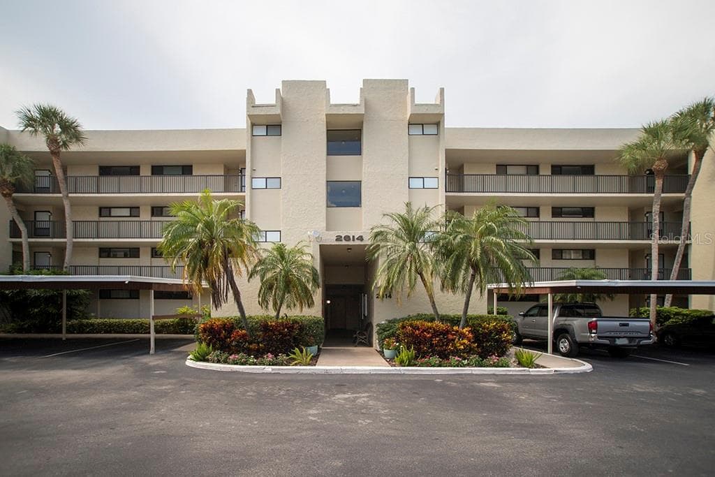 2614 COVE CAY DRIVE UNIT 207 CLEARWATER, FL 33760