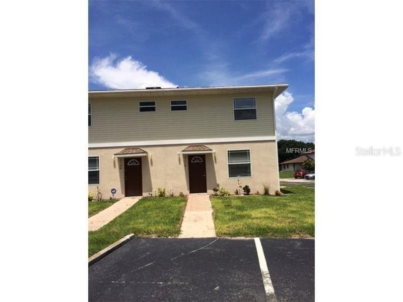 2110 PINE CHACE COURT TAMPA, FL 33613