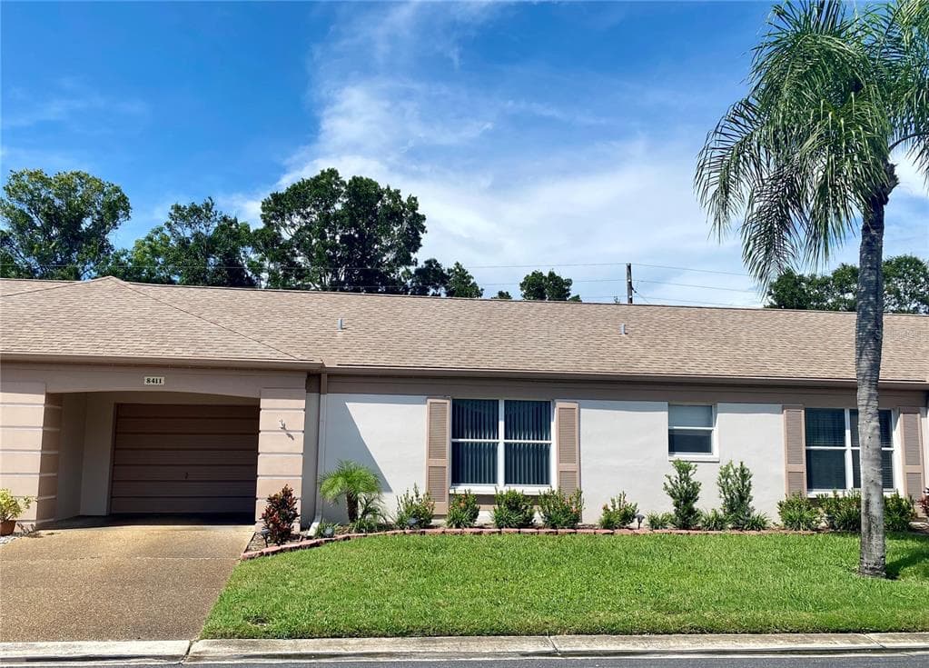 8411 ANNWOOD ROAD SEMINOLE, FL 33777
