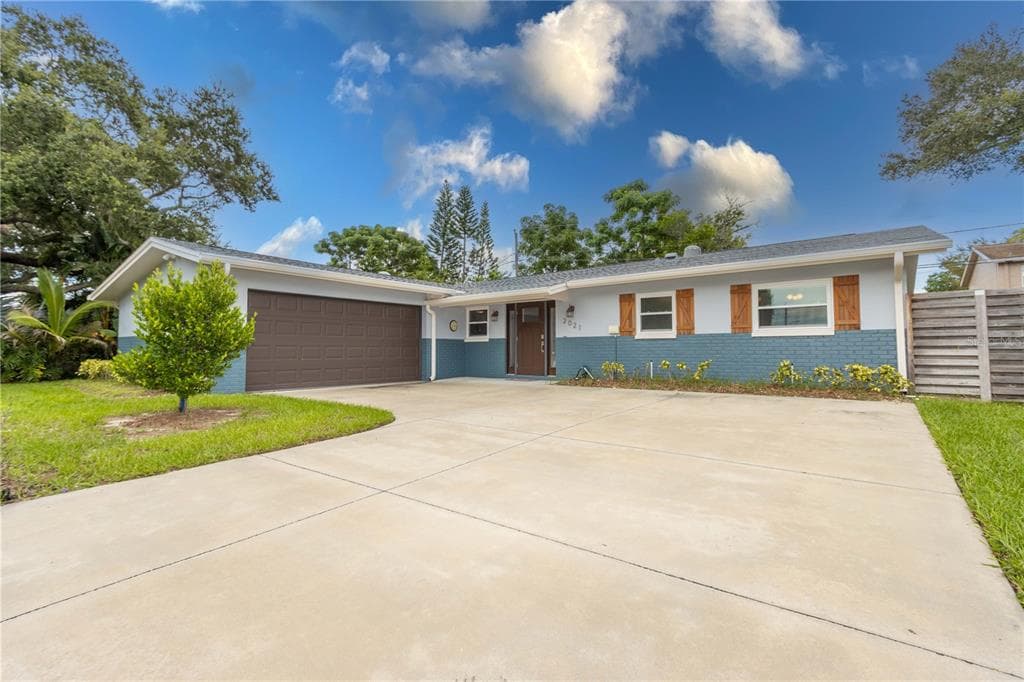 2021 SETON DRIVE CLEARWATER, FL 33763