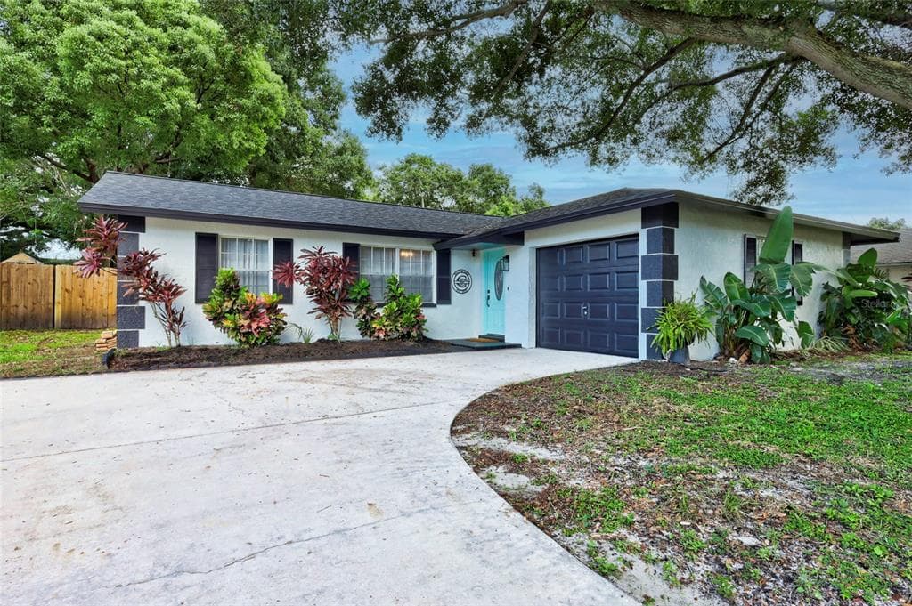 3016 SARAH DRIVE CLEARWATER, FL 33759