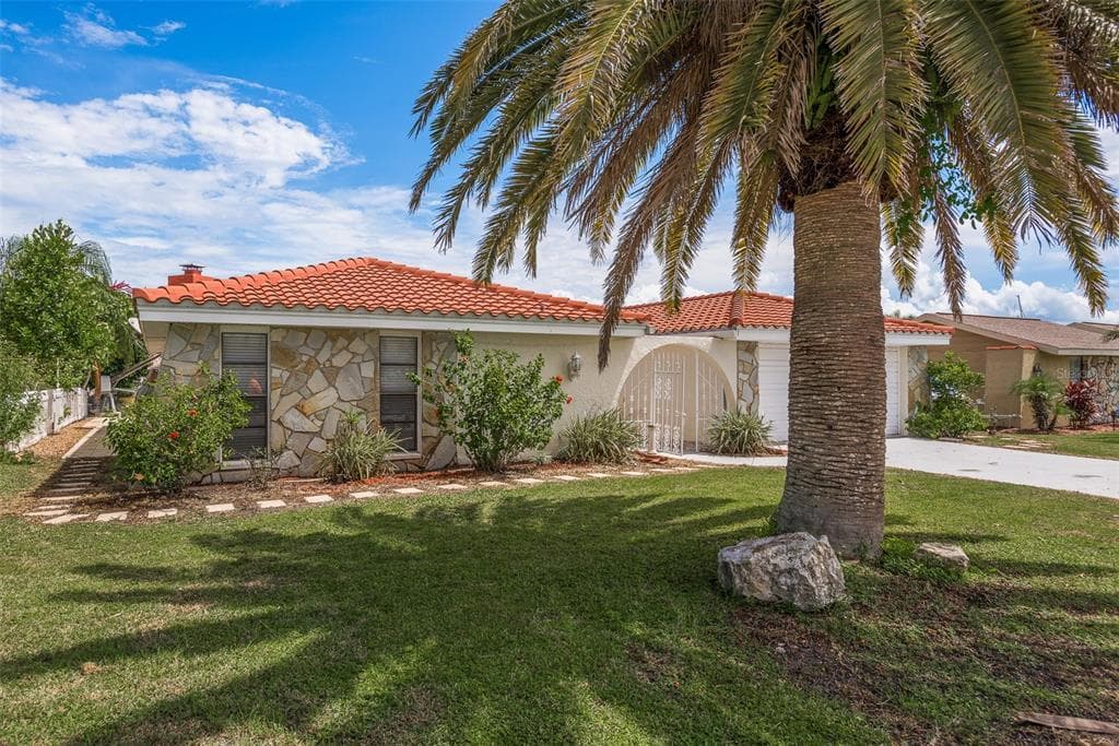9830 SAN SIERRA WAY PORT RICHEY, FL 34668