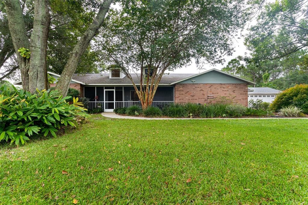 6842 MARY LOU LANE ZEPHYRHILLS, FL 33544