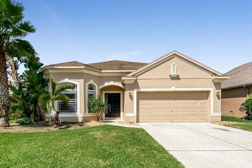 11123 OYSTER BAY CIRCLE NEW PORT RICHEY, FL 34654